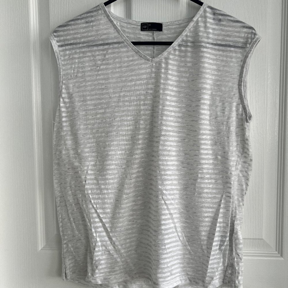 gap XS blouse